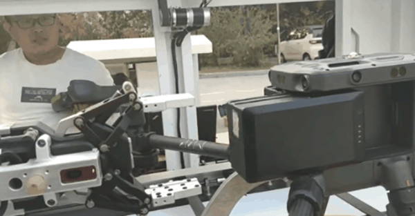 工業(yè)智能機器人